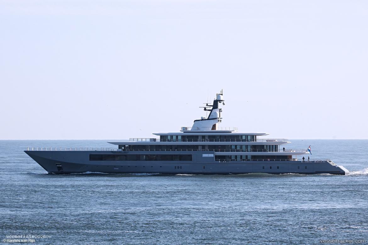 Seven-Seas - Sailing Vessel vessel registered in Cayman Islands