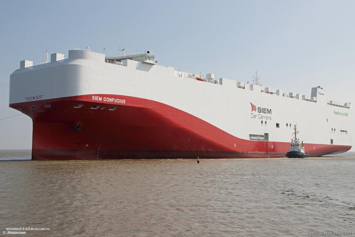 Siem-Confucius - Vehicles Carrier vessel registered in Liberia