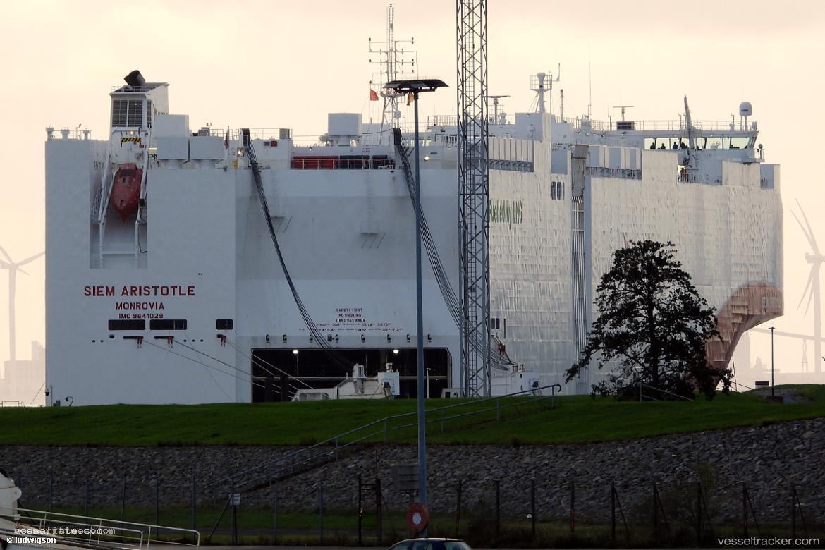 Siem-Aristotle - Vehicles Carrier vessel registered in Liberia