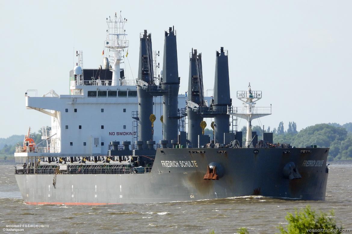 Friedrich-Schulte - Bulk Carrier vessel registered in Singapore