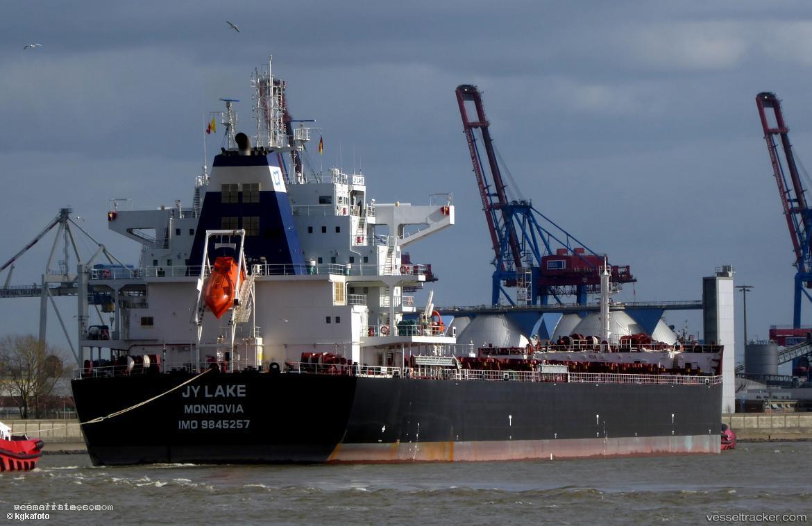 Jy-Lake - Bulk Carrier vessel registered in Liberia