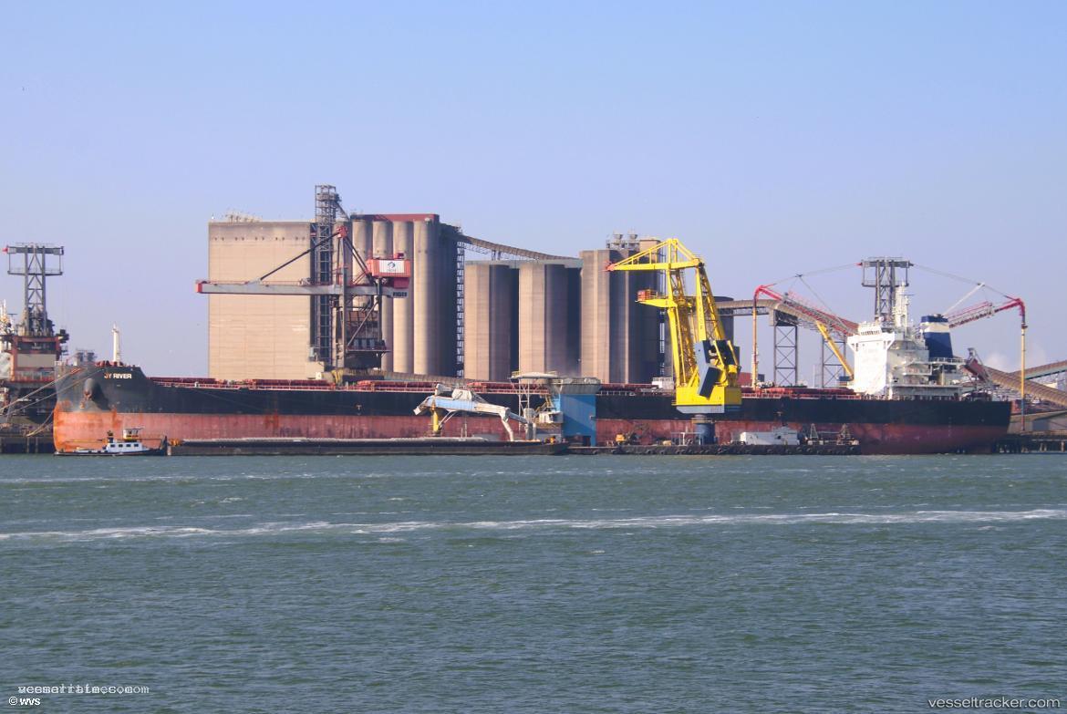 Jy-River - Bulk Carrier vessel registered in Liberia