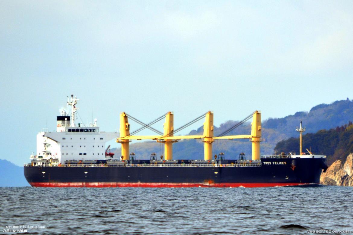 Tres-Felices - Bulk Carrier vessel registered in Panama