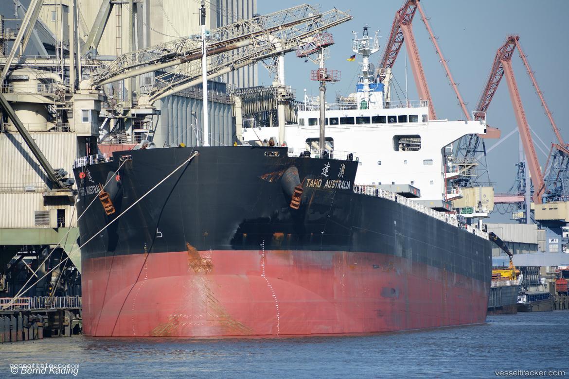 Taho-Australia - Bulk Carrier vessel registered in Liberia