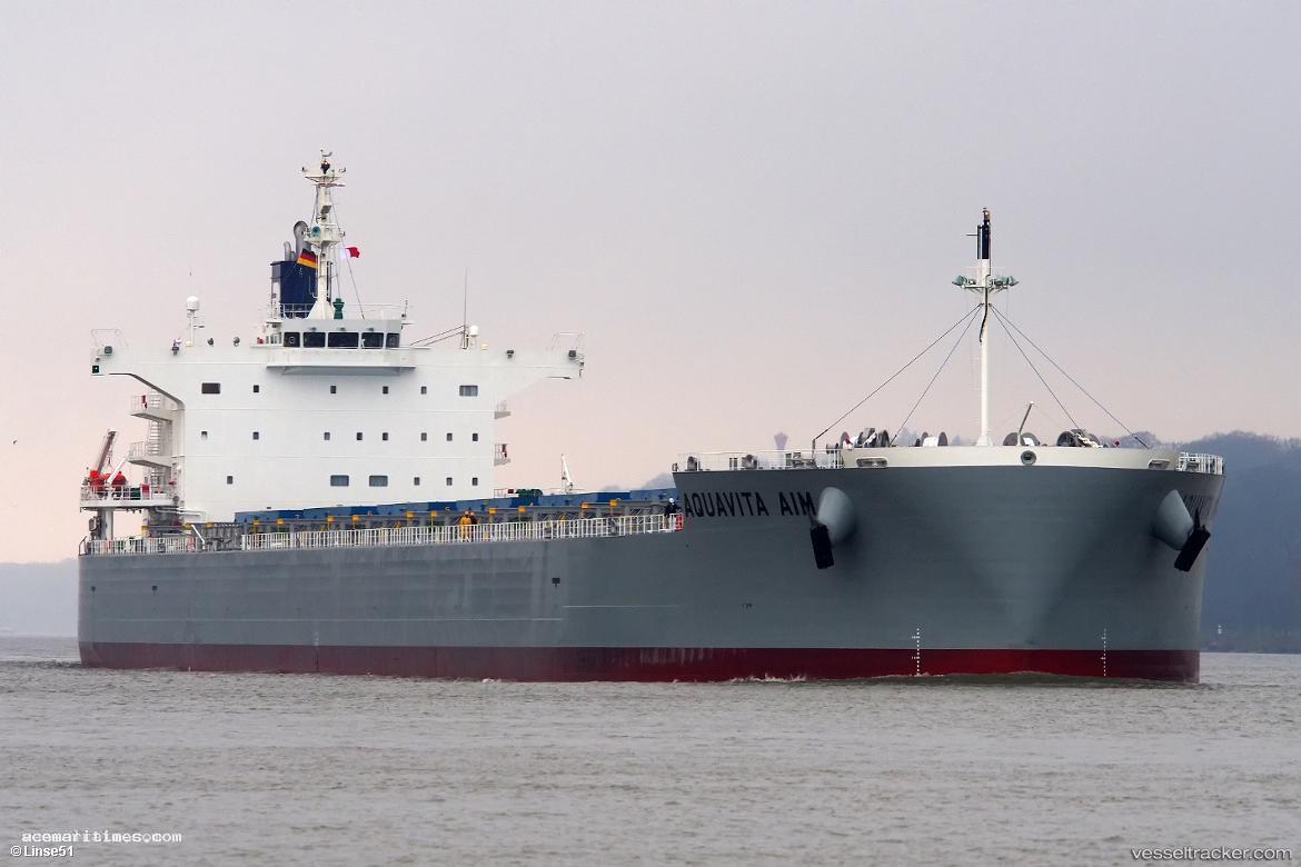 Aquavita-Aim - Bulk Carrier vessel registered in Marshall Islands