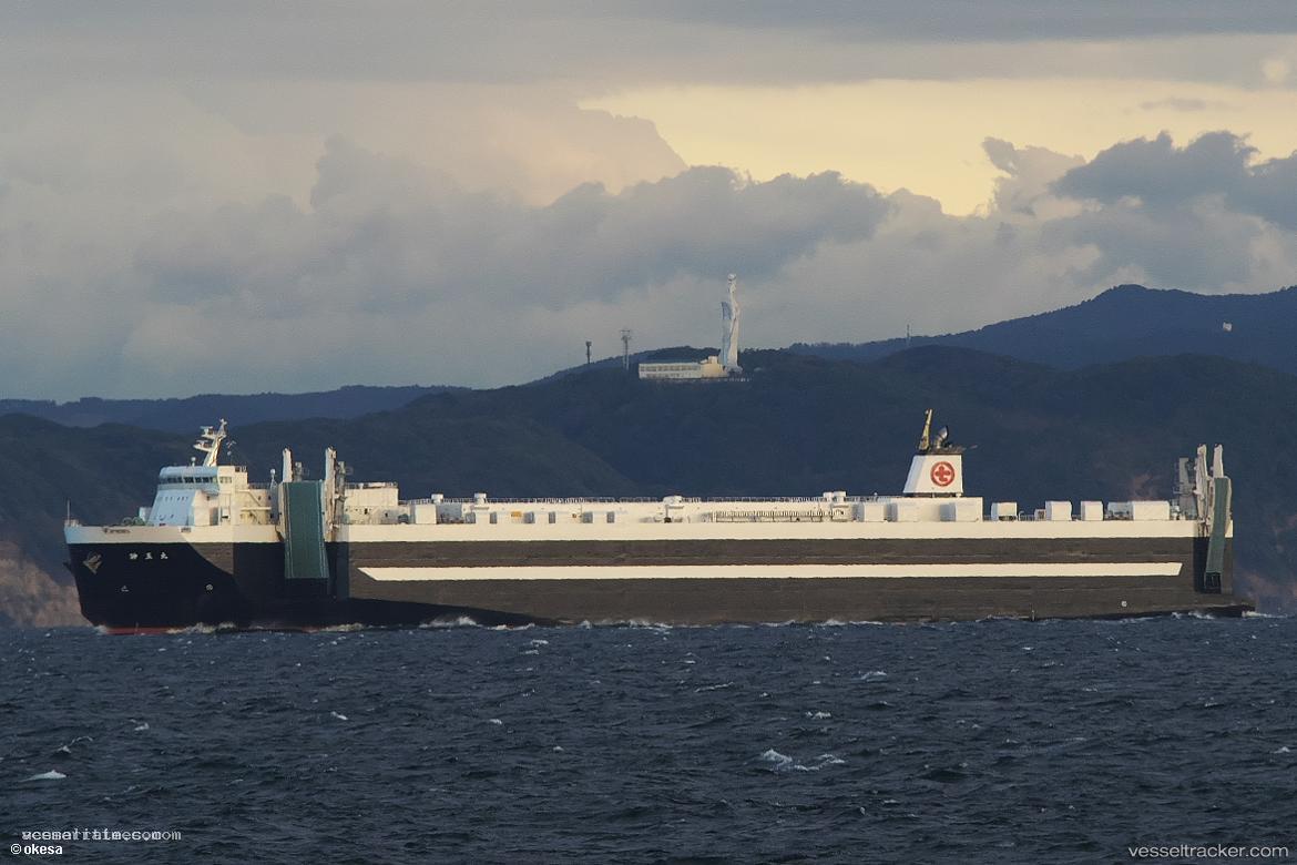 Shin-oh-Maru - Ro Ro Cargo Ship vessel registered in Japan