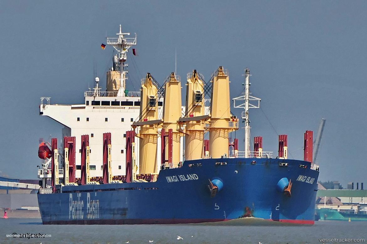 Iwagi-Island - Bulk Carrier vessel registered in Hong Kong