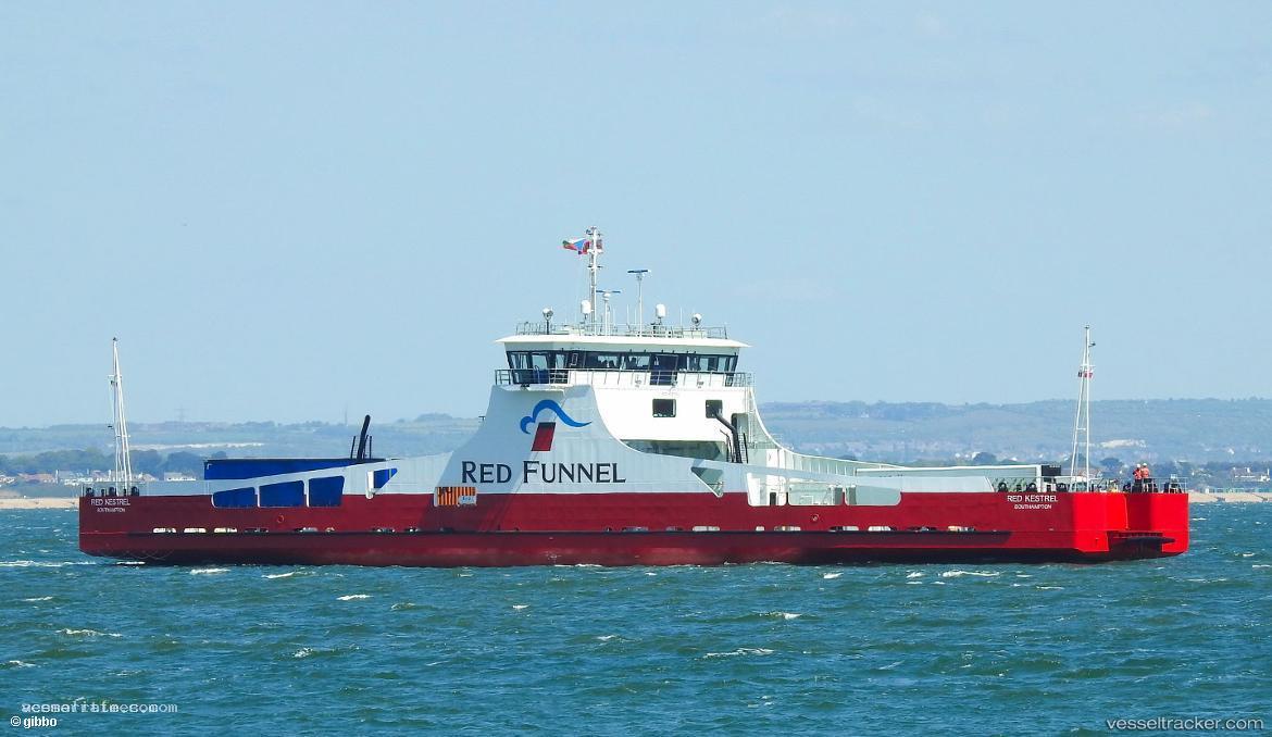 Red-Kestrel - Ro Ro Cargo Ship vessel registered in United Kingdom