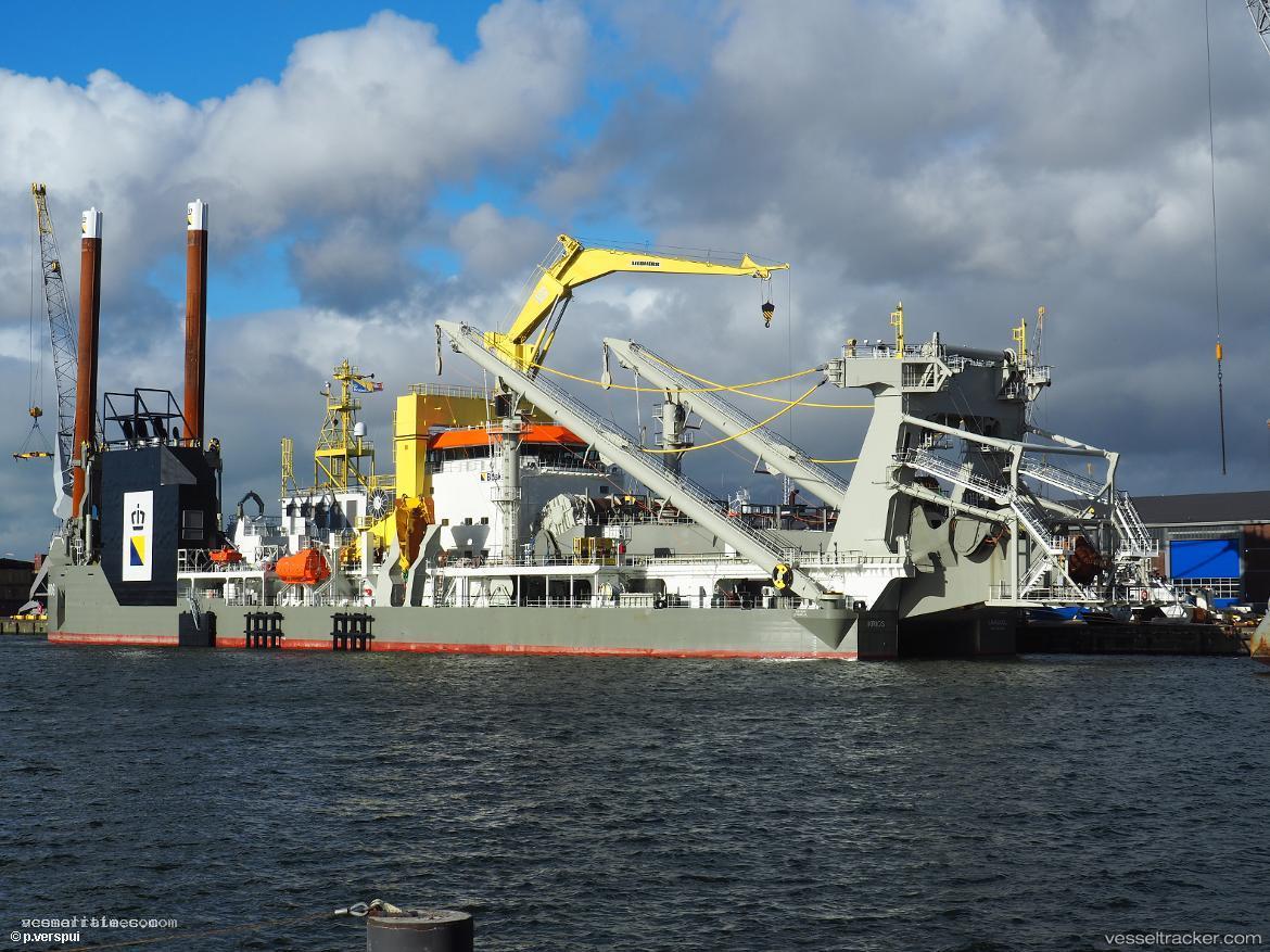 Krios - Dredger vessel registered in Cyprus