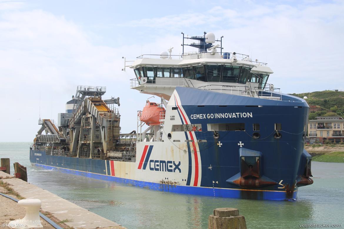 Cemex-Go-Innovation - Hopper Dredger vessel registered in United Kingdom