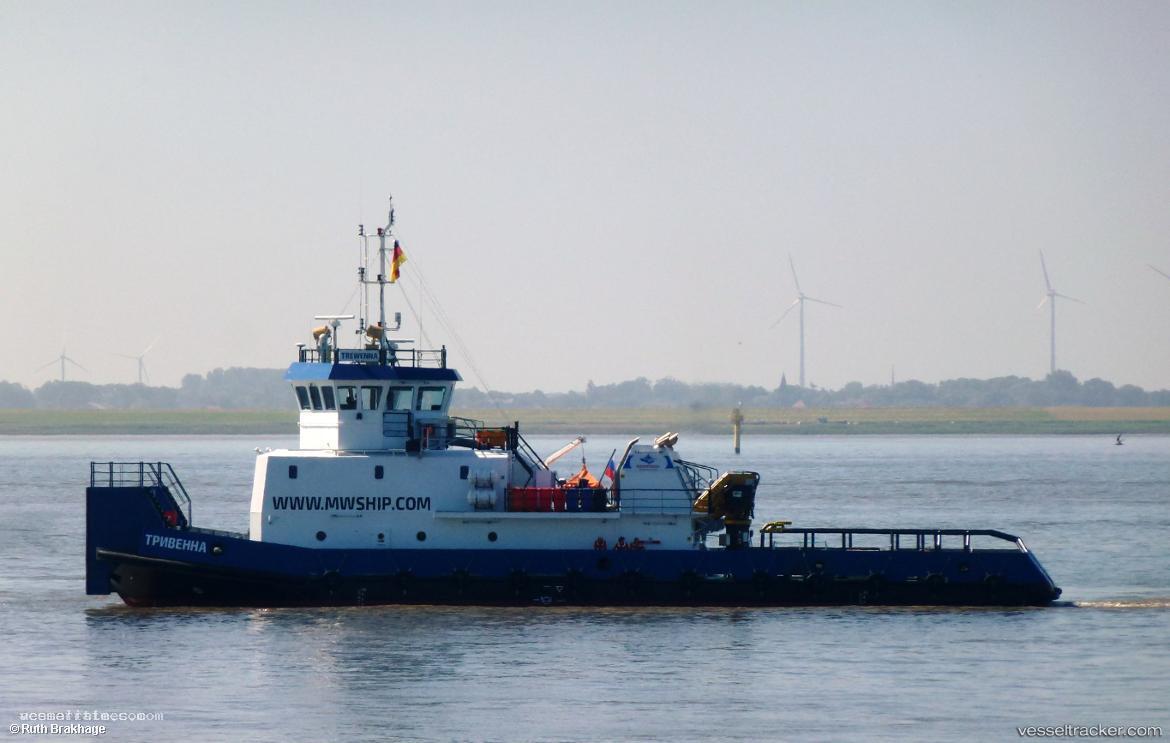 Trewenna - Pusher Tug vessel registered in Saint Kitts and Nevis