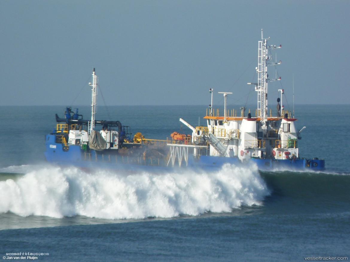 Jose-Duarte - Hopper Dredger vessel registered in Portugal