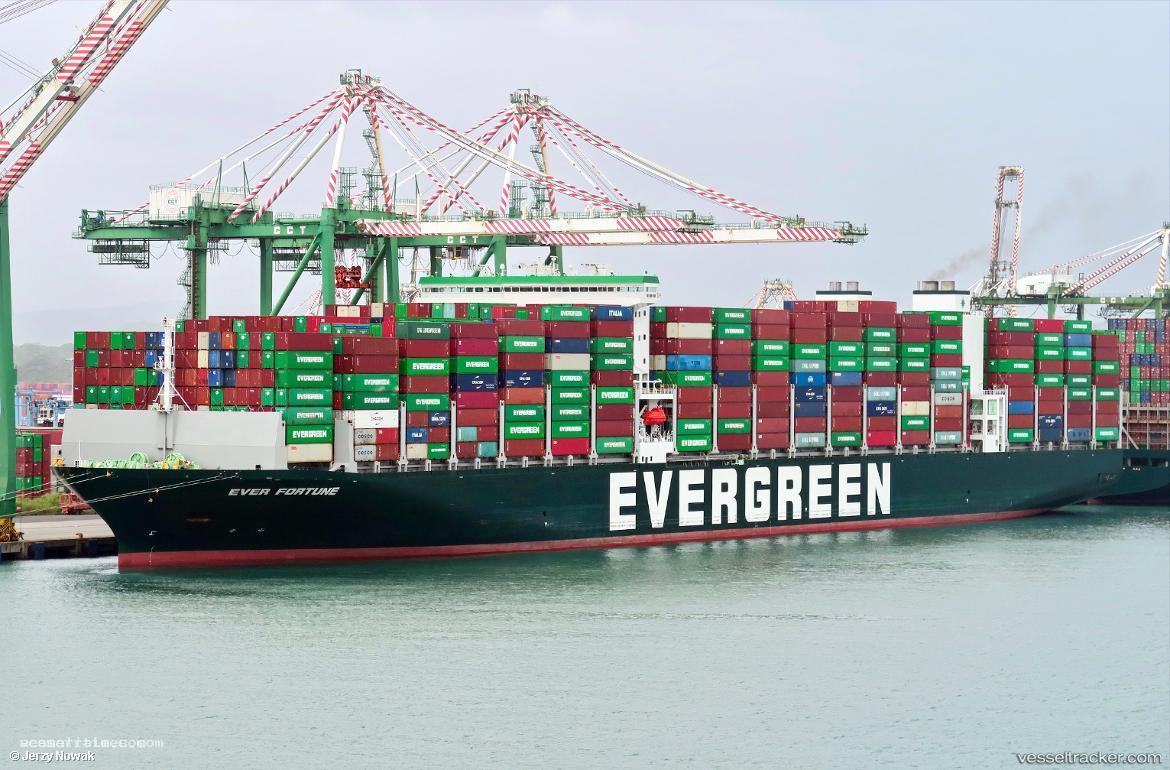 Ever-Fortune - Container Ship vessel registered in Singapore