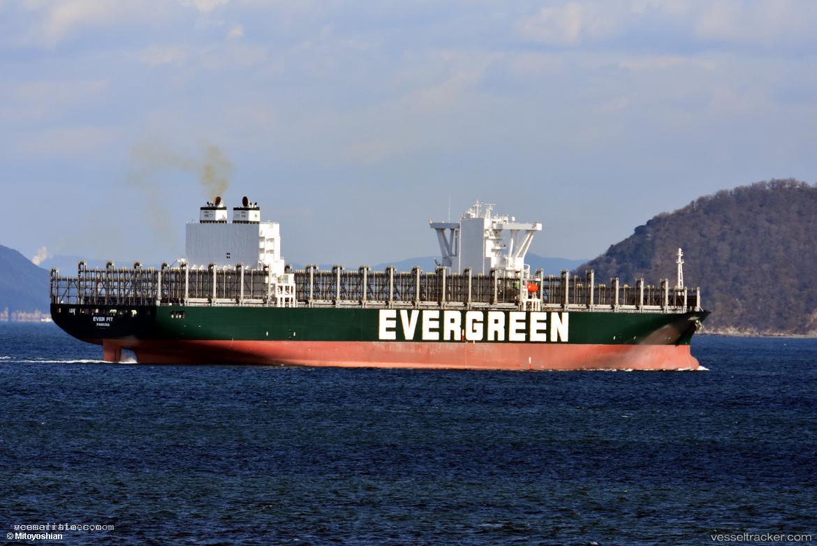 Ever-Fit - Container Ship vessel registered in Panama