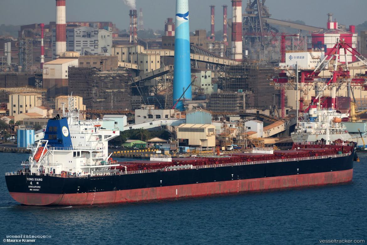 Tong-Xiang - Bulk Carrier vessel registered in Singapore
