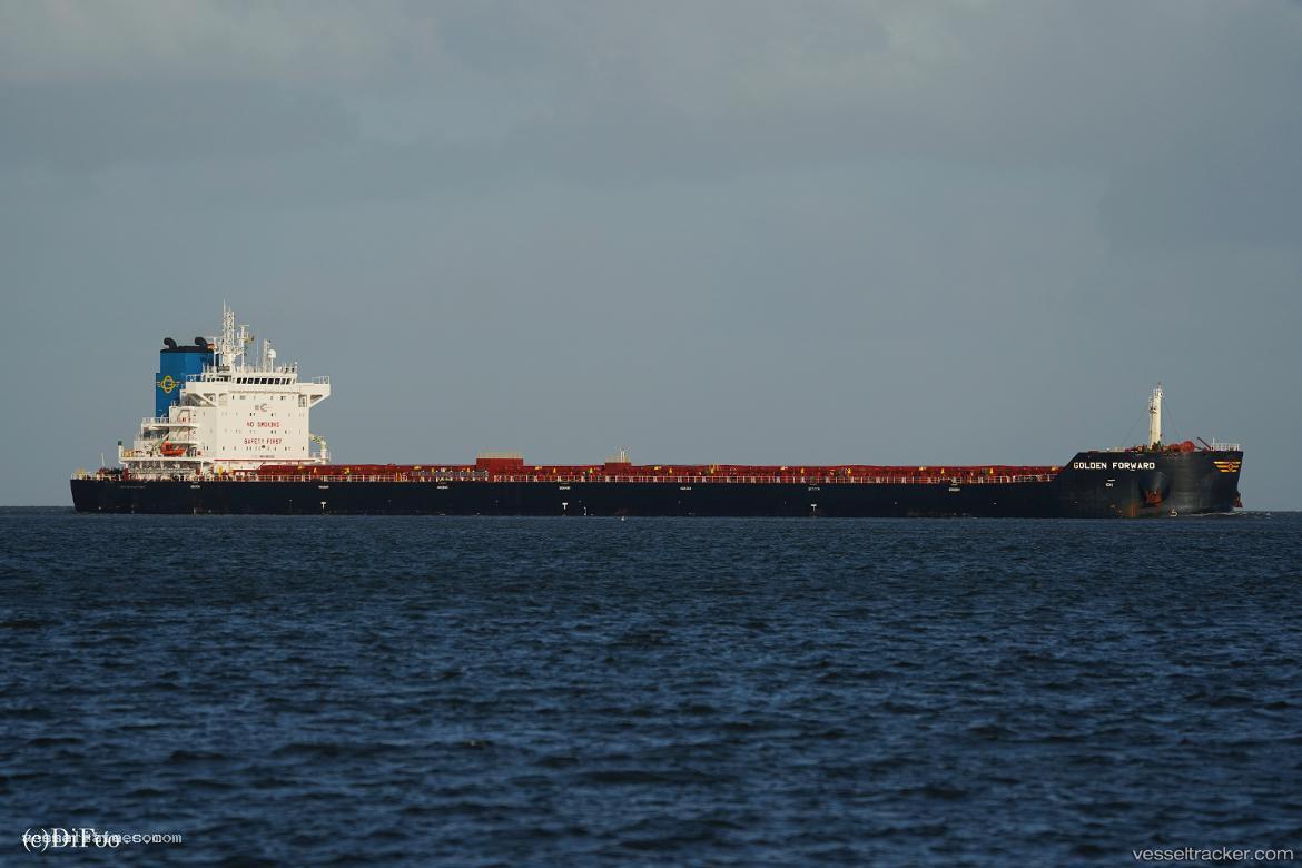 Golden-Forward - Bulk Carrier vessel registered in Marshall Islands