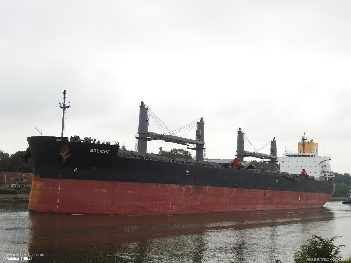 Boliche - Bulk Carrier vessel registered in Panama