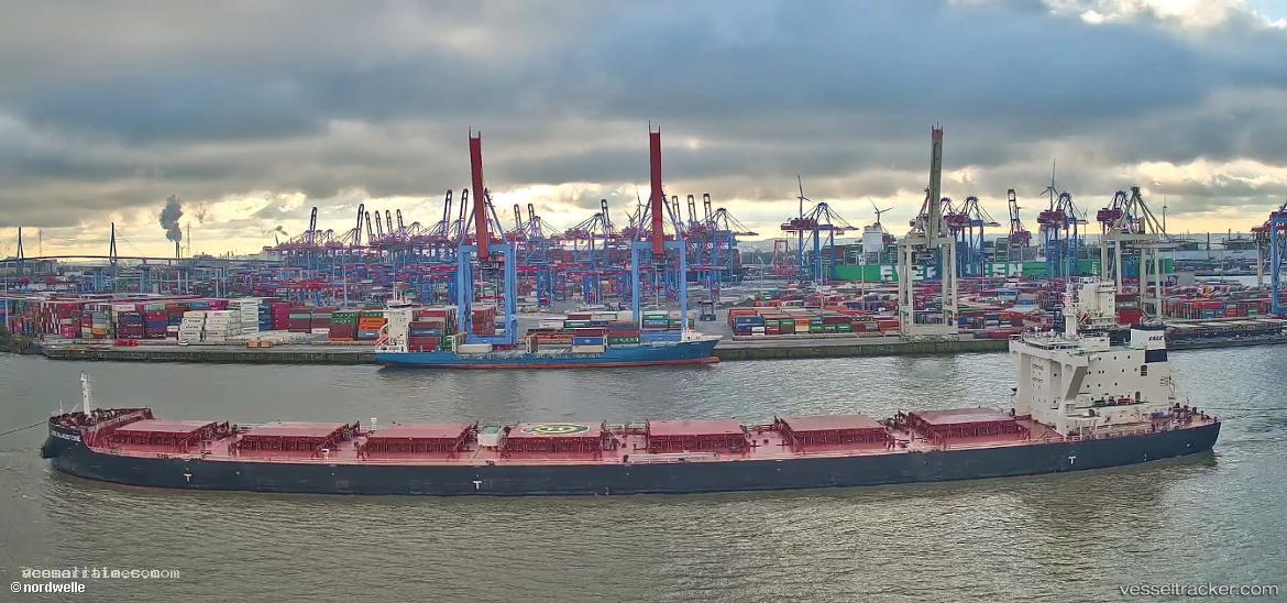 Cssc-Gladstone - Bulk Carrier vessel registered in Hong Kong