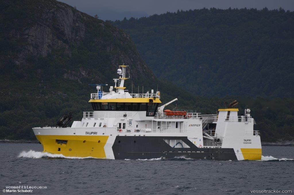 Taupiri - Fish Factory Ship vessel registered in Norway