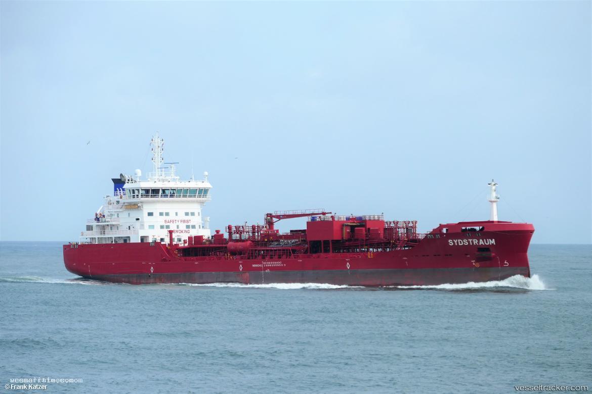 Sydstraum - Oil Products Tanker vessel registered in Norway