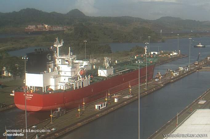 Sti-Maximus - Chemical Oil Products Tanker vessel registered in Marshall Islands