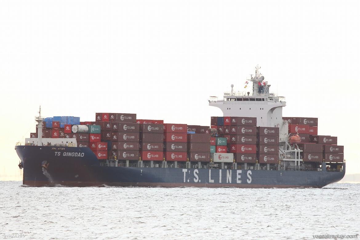 Ts-Qingdao - Container Ship vessel registered in Marshall Islands