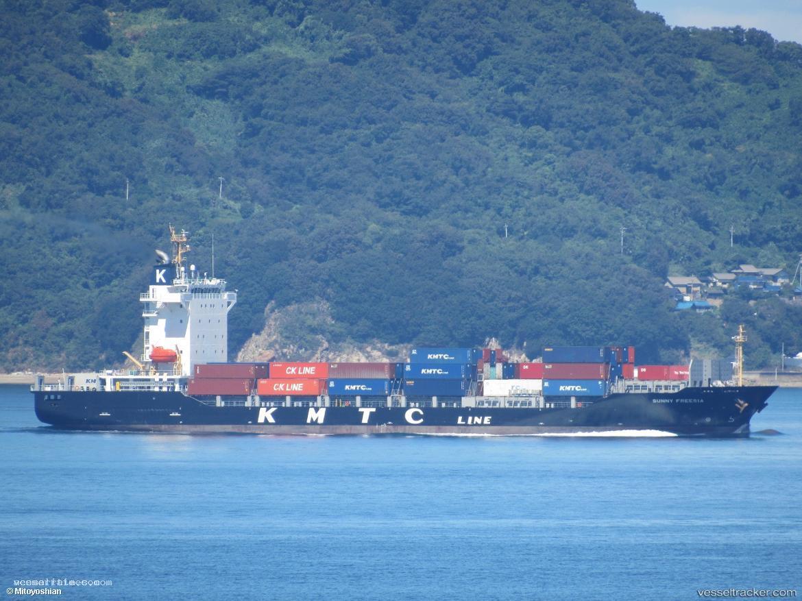 Sunny-Freesia - Container Ship vessel registered in Unknown