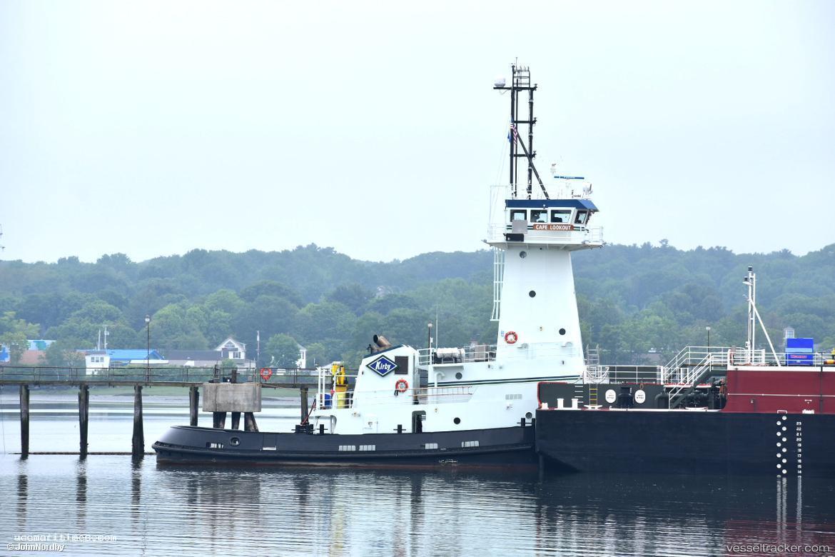 Cape-Lookout - Tug vessel registered in United States of America