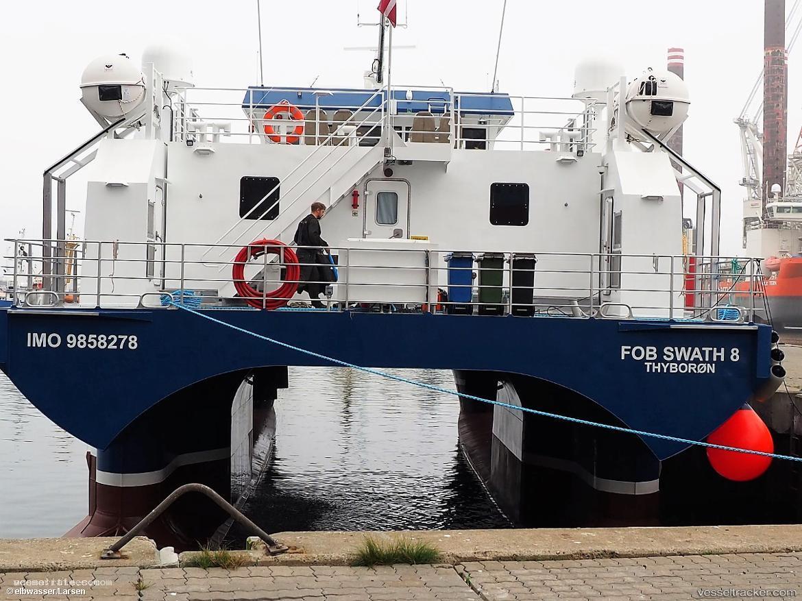 Fob-Swath-8 - Crewboat vessel registered in Denmark