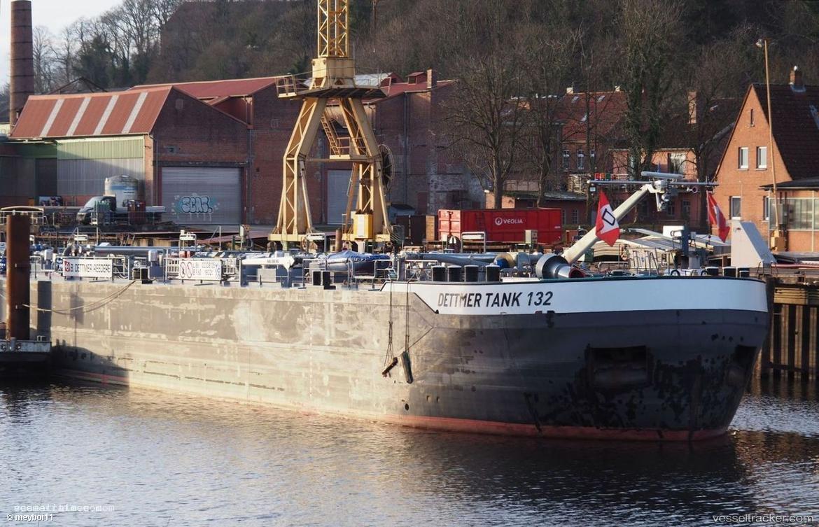 Dettmer-Tank-132 - Other Tanker vessel registered in Germany