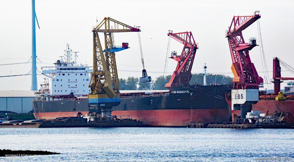 Star-Nadziye - Bulk Carrier vessel registered in Marshall Islands