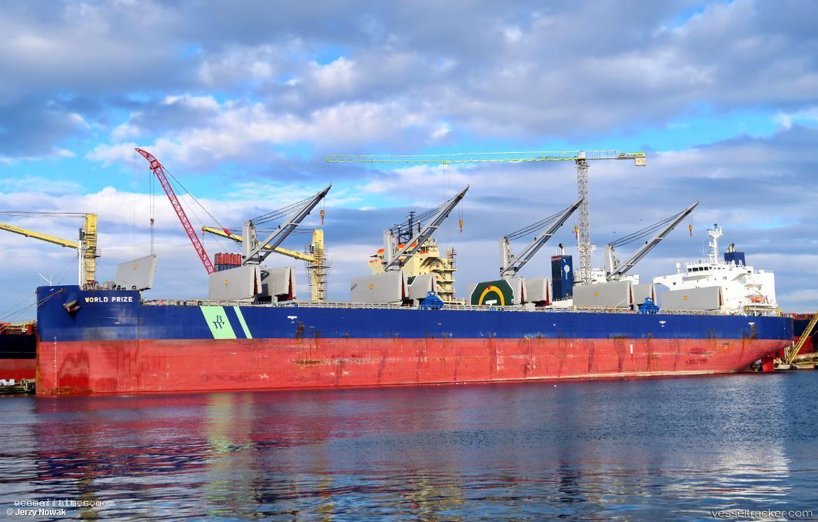 World-Prize - Bulk Carrier vessel registered in United Kingdom