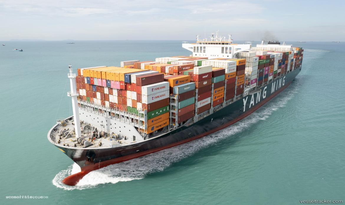 Ym-Triumph - Container Ship vessel registered in Liberia