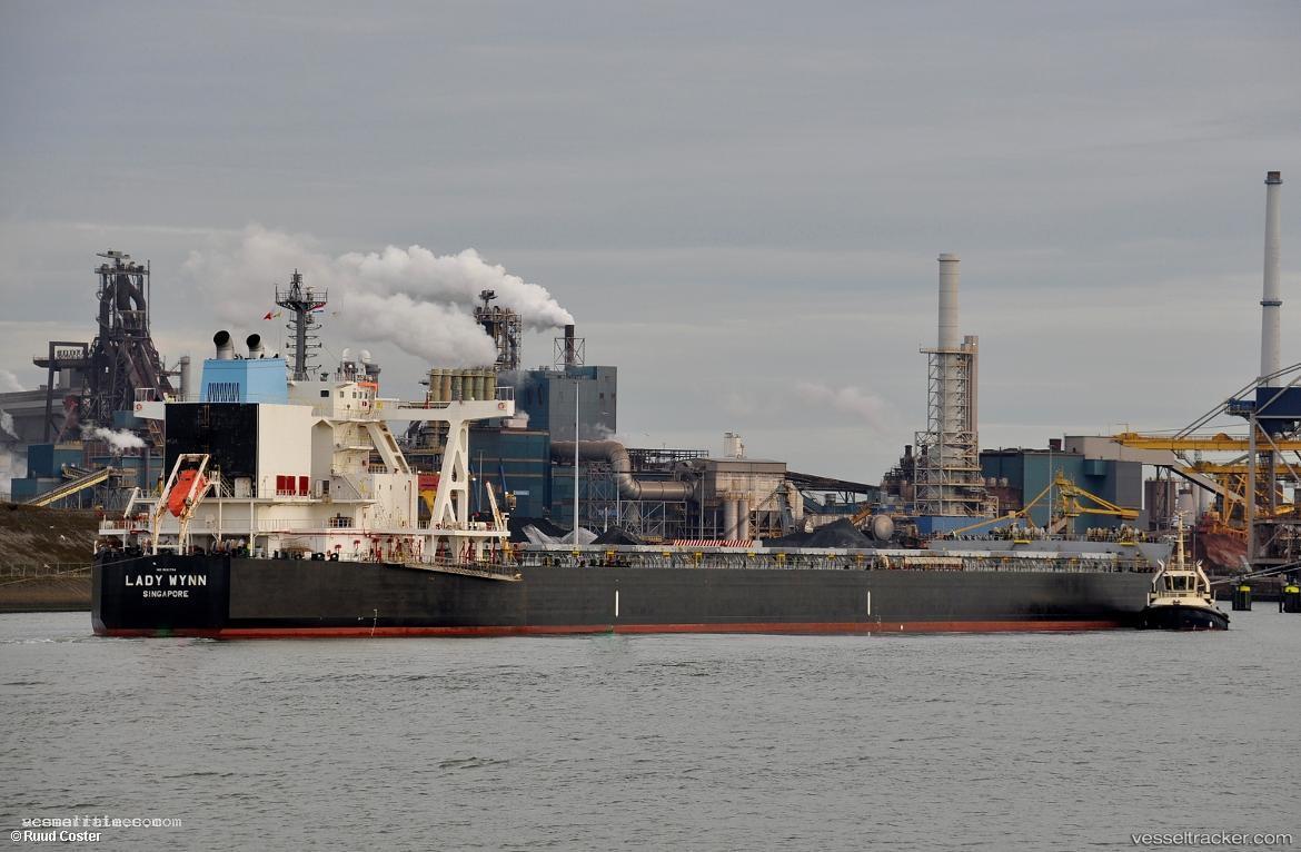 Lady-Wynn - Bulk Carrier vessel registered in Singapore