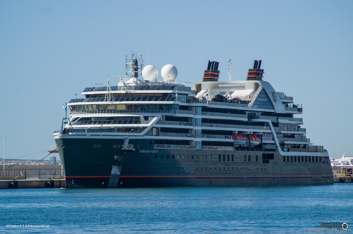 Seabourn-Pursuit - Cruise Ship vessel registered in Bahamas