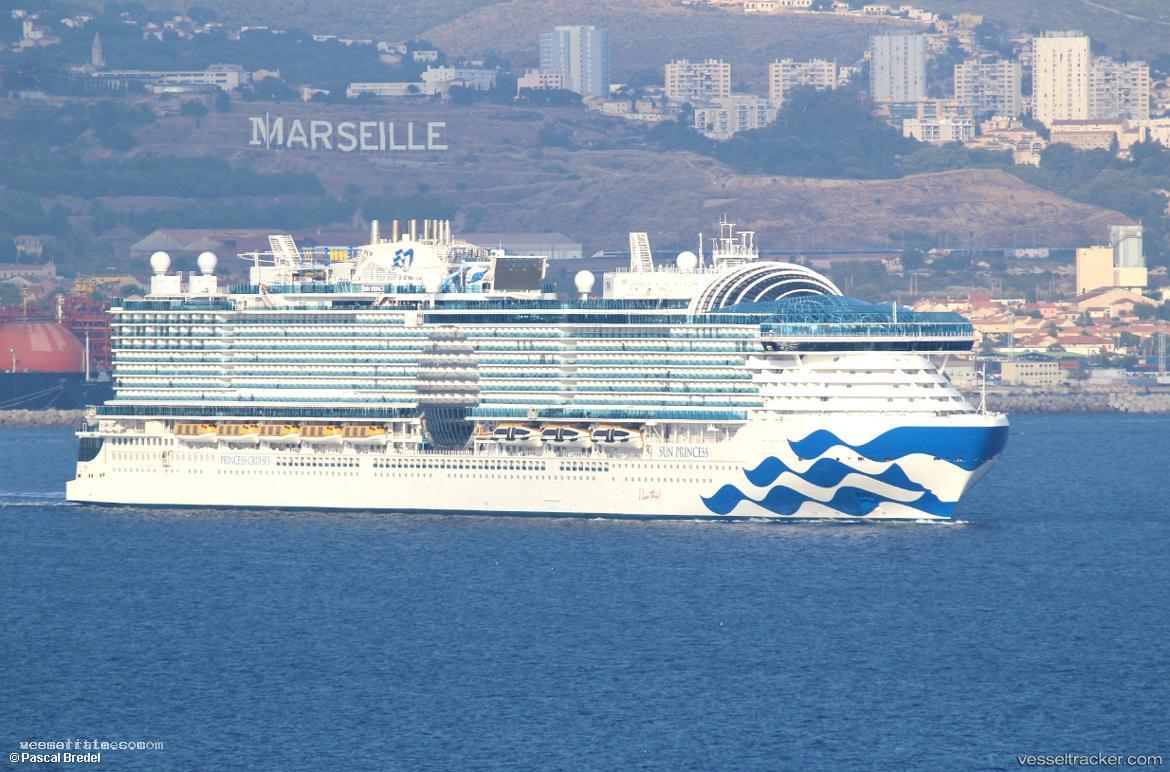 Sun-Princess - Cruise Ship vessel registered in Bermuda