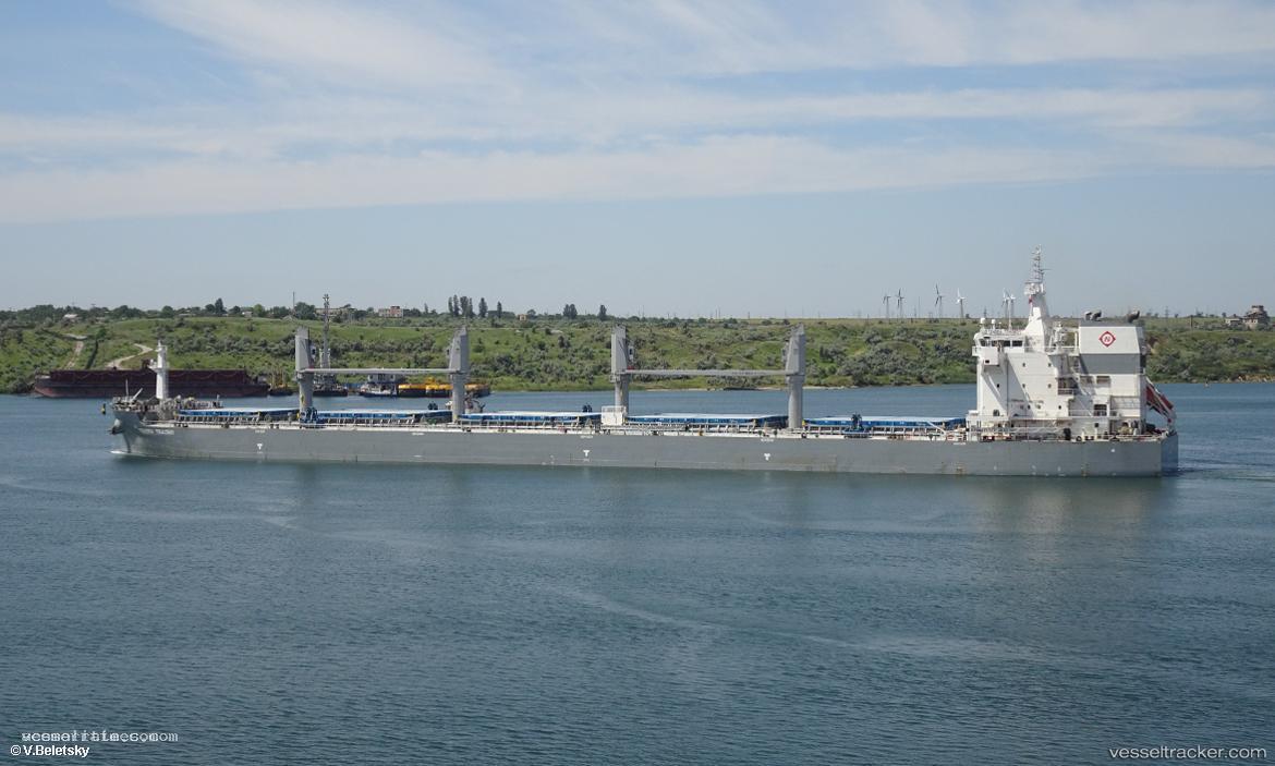 Tendra-Trader - Bulk Carrier vessel registered in Panama