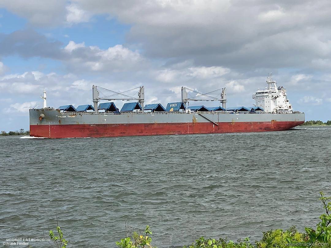 Falcon-Trader - Bulk Carrier vessel registered in Panama