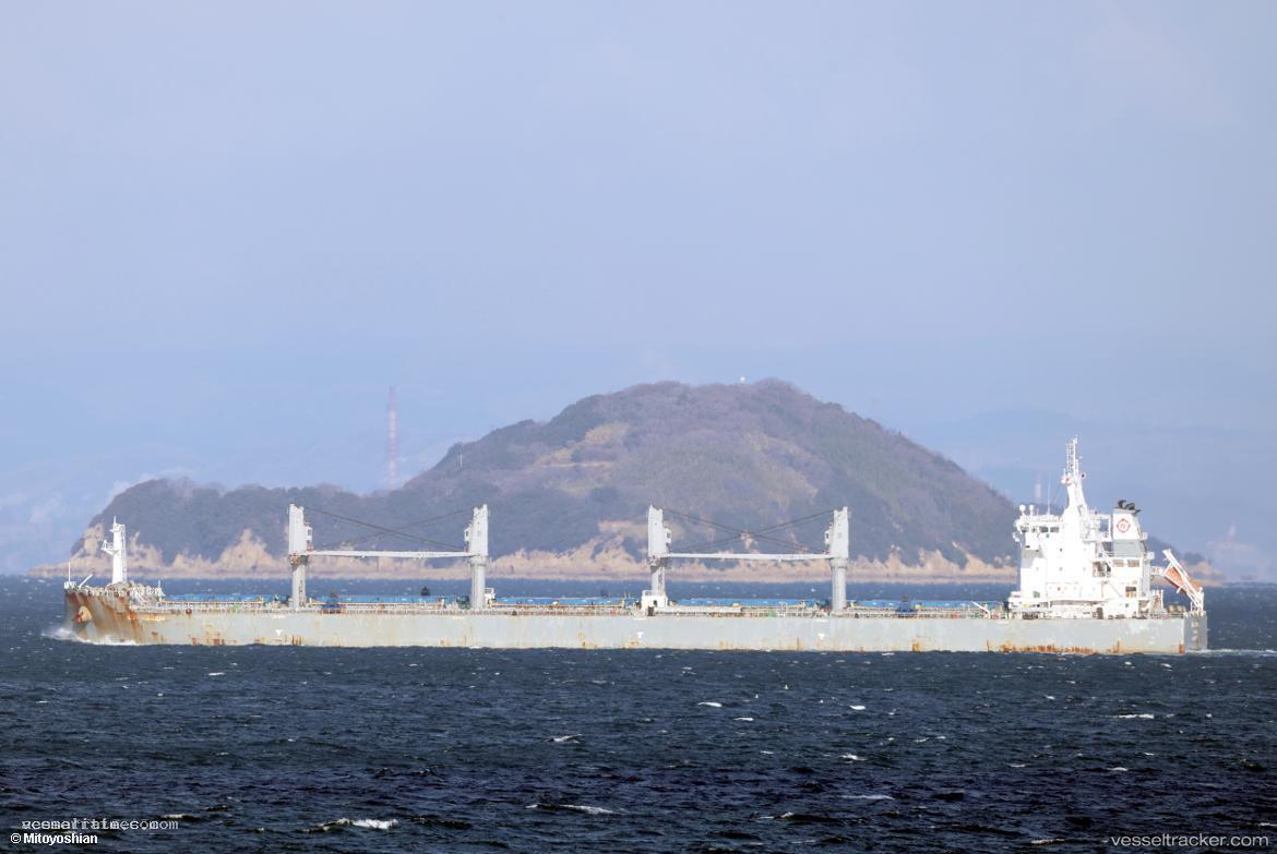 Eva-London - Bulk Carrier vessel registered in Panama