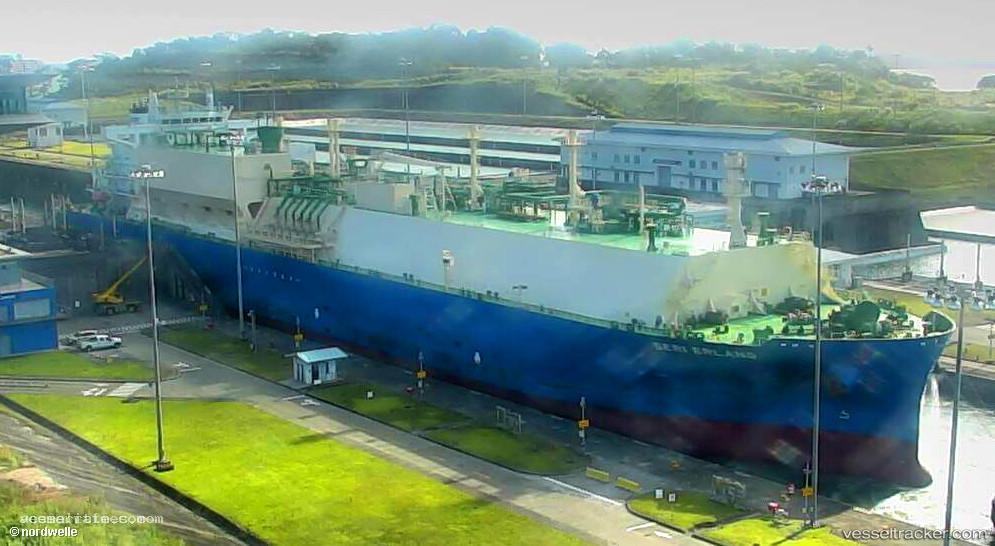 Seri-Erlang - Lpg Tanker vessel registered in Singapore