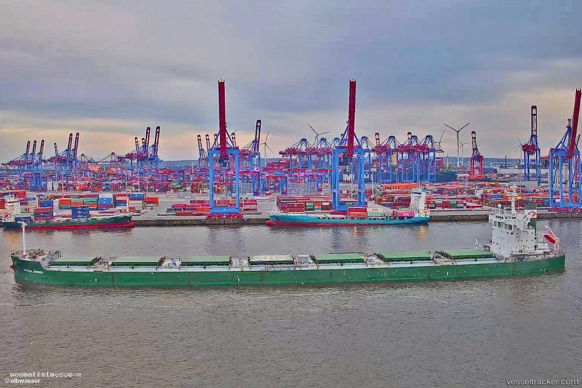 Crystal-Admirer - Bulk Carrier vessel registered in Panama