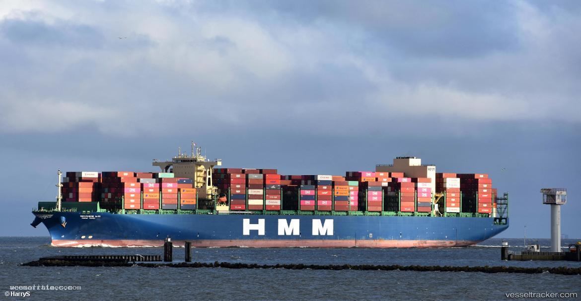 Hmm-Nuri - Container Ship vessel registered in South Korea