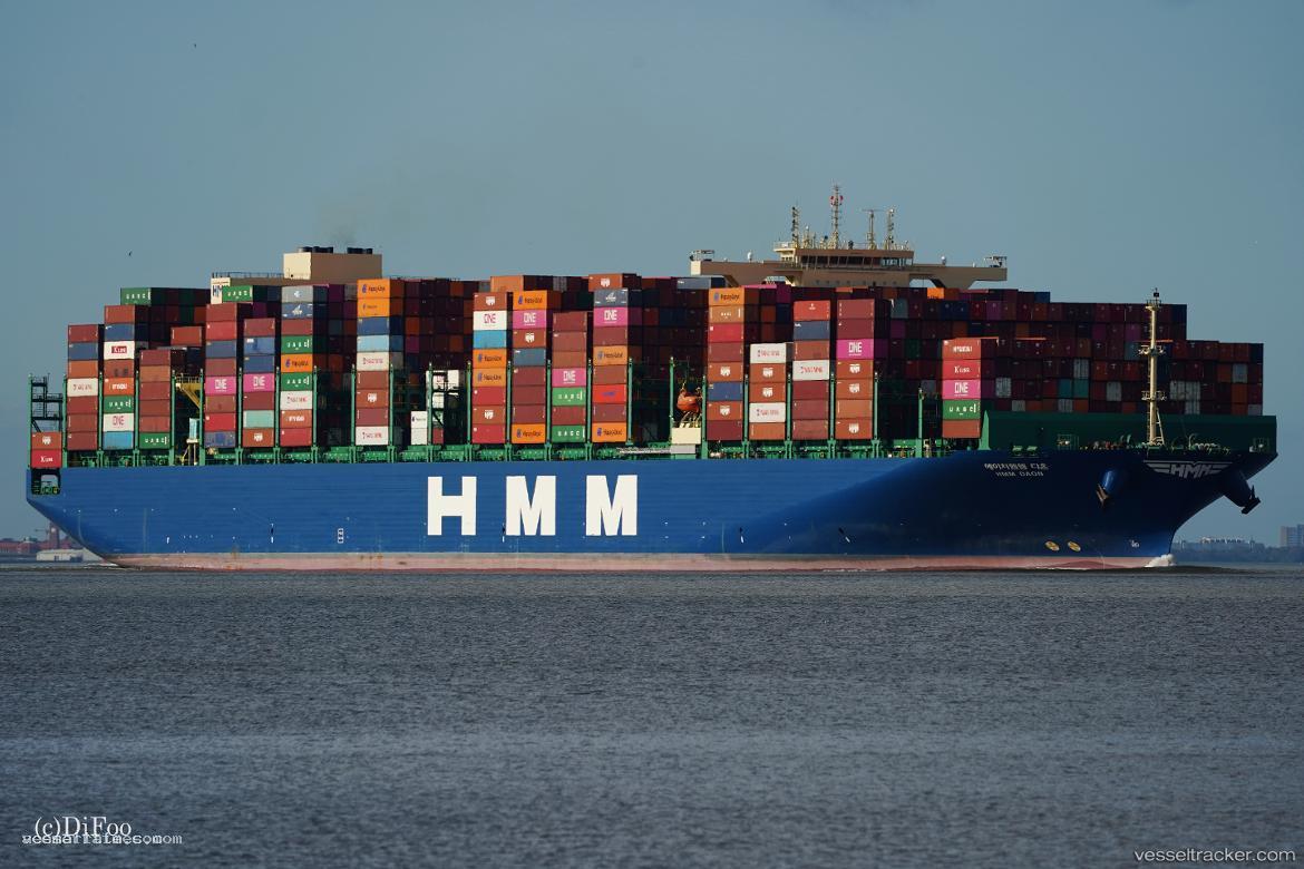 Hmm-Daon - Container Ship vessel registered in Liberia