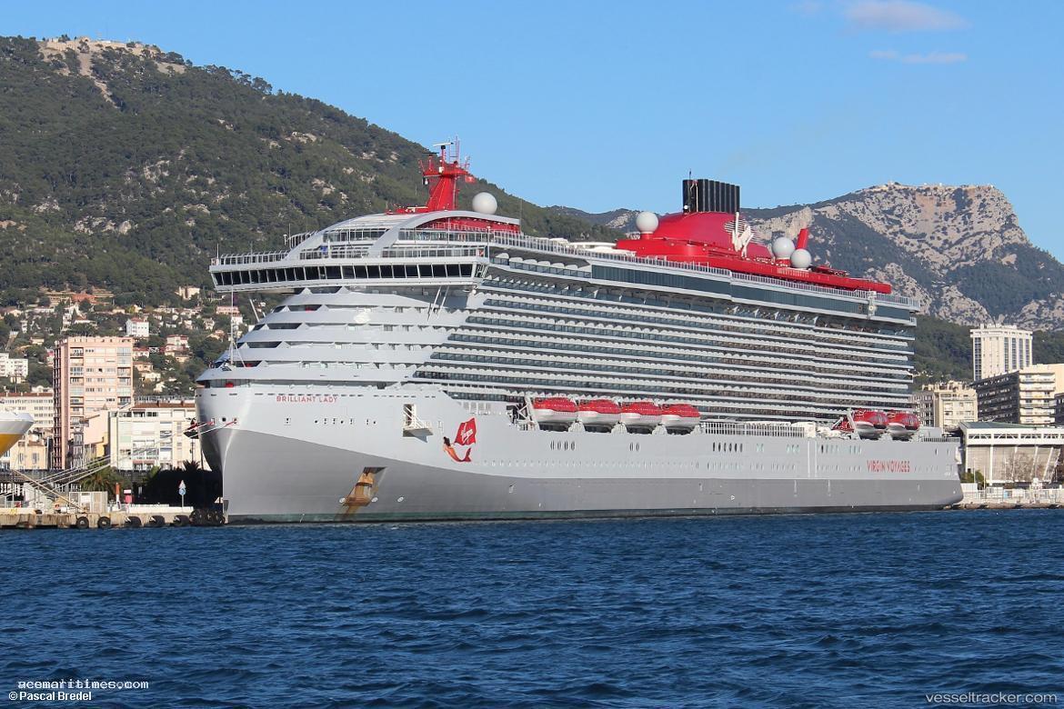 Brilliant-Lady - Cruise Ship vessel registered in Bahamas