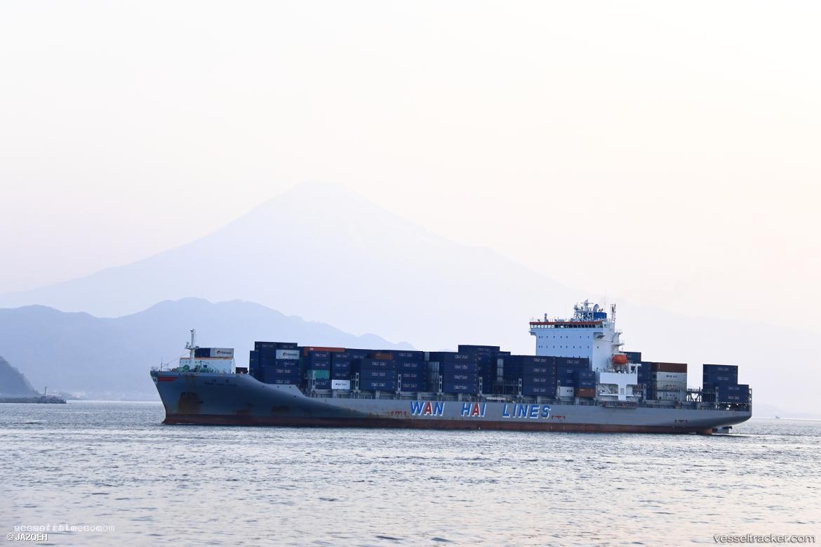 Wan-Hai-326 - Container Ship vessel registered in Singapore