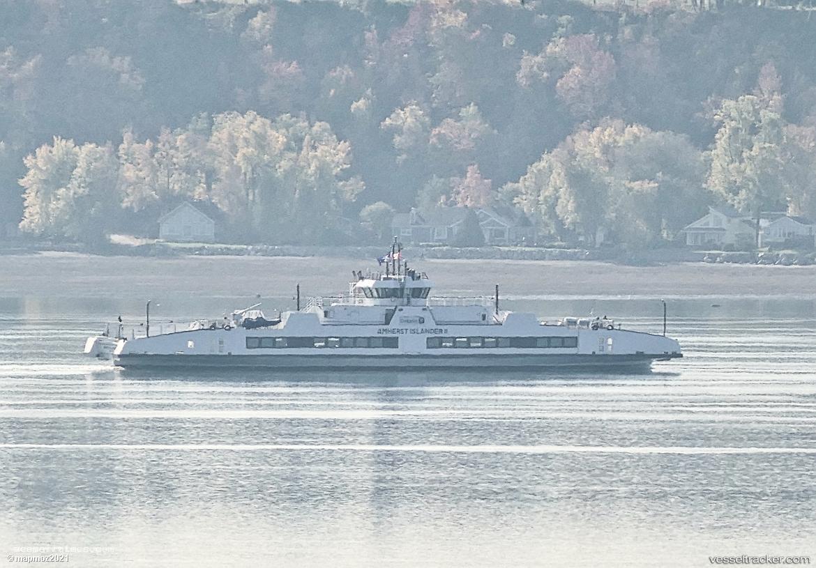 Amherst-Islander-Ii - Passenger Ro Ro Cargo Ship vessel registered in Canada