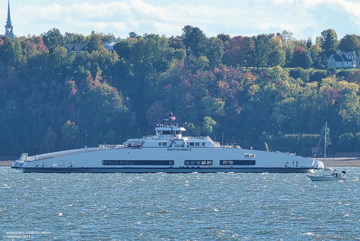 Wolfe-Islander-Iv - Passenger Ro Ro Cargo Ship vessel registered in Canada
