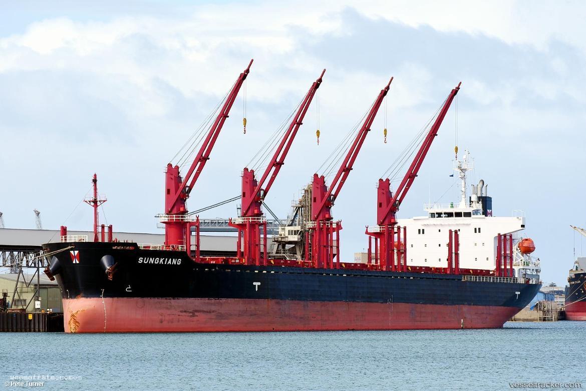 Sungkiang - Bulk Carrier vessel registered in Hong Kong