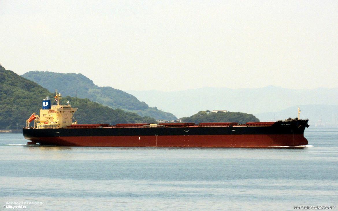 Iris-Wave - Bulk Carrier vessel registered in Liberia