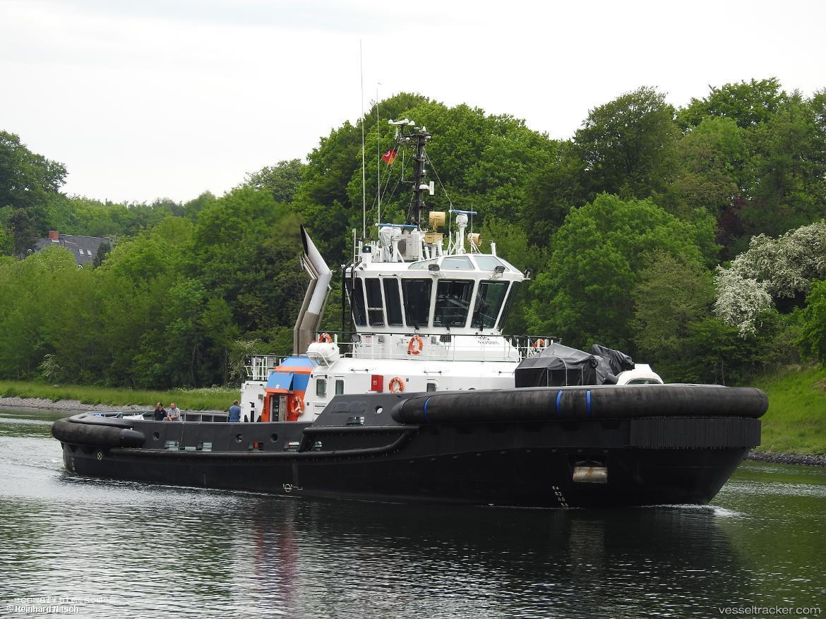 Helios - Tug